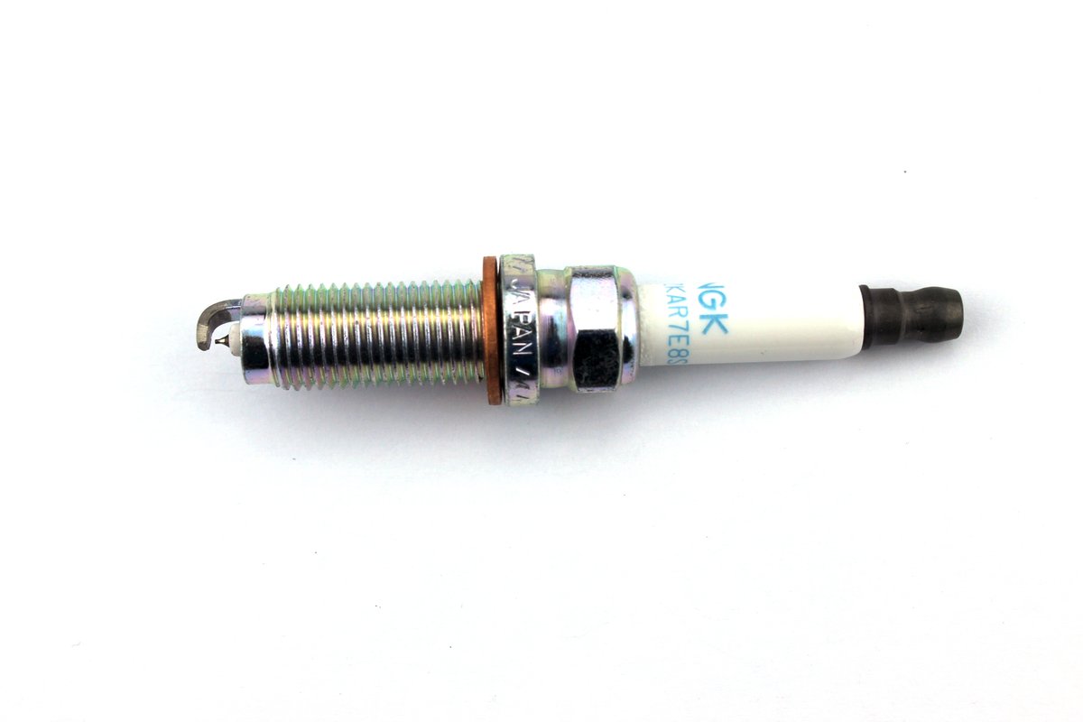 Enchufes Landrover - LR050998-SPARK - YIHE Auto Parts